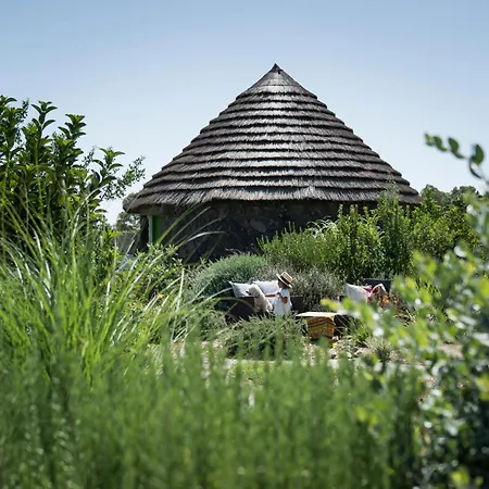Is Cheas Wine Farm Boutique Hotel San Vero Milis Exterior foto