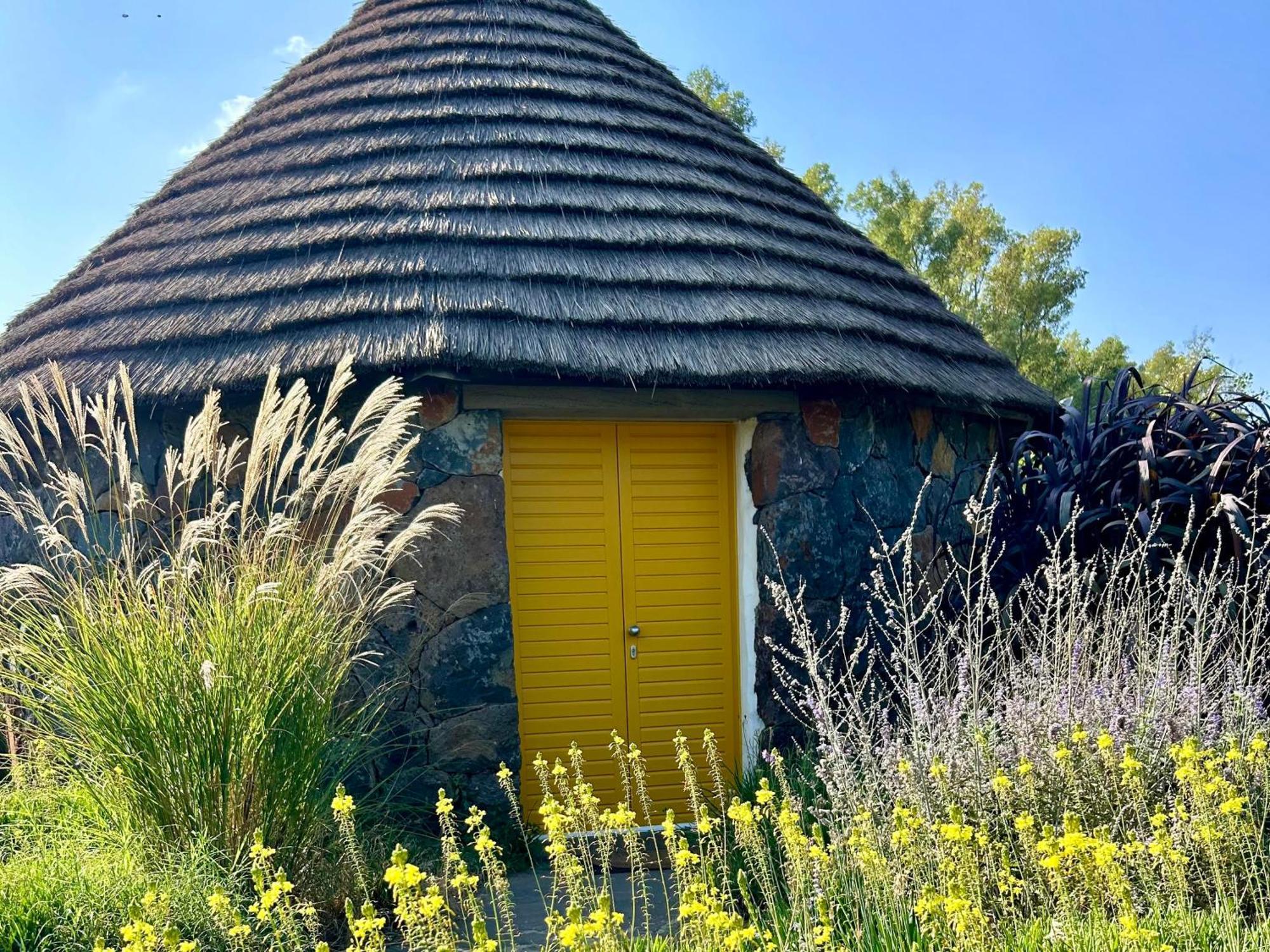 Agroturismo Is Cheas Wine Farm Boutique San Vero Milis